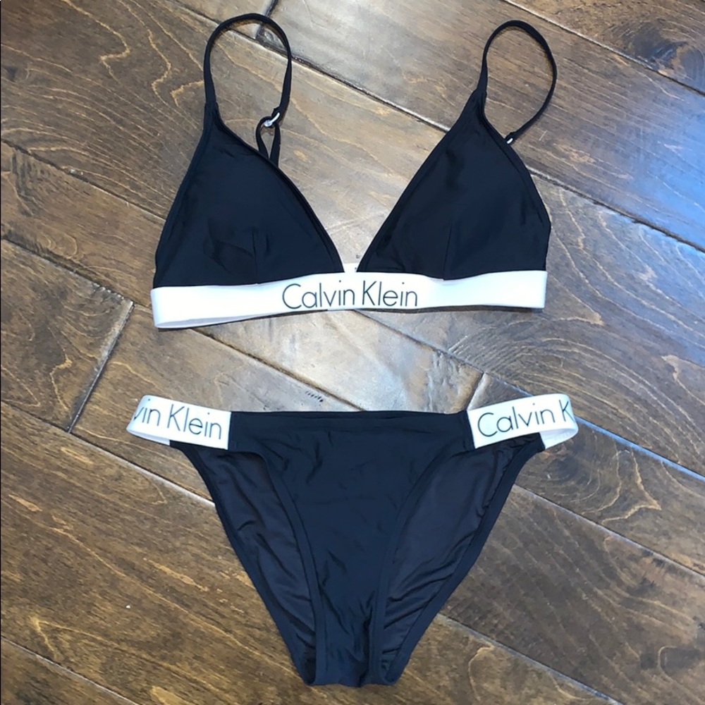 Calvin Klein matching bikini set